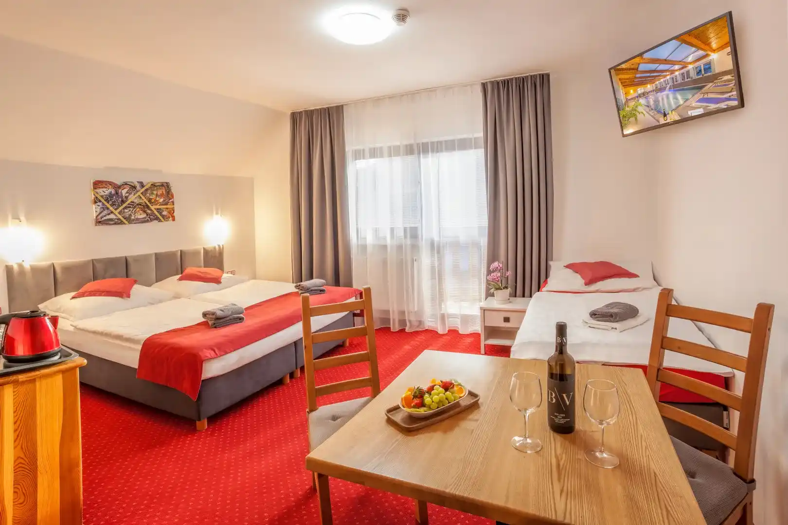 Třílůžkový pokoj